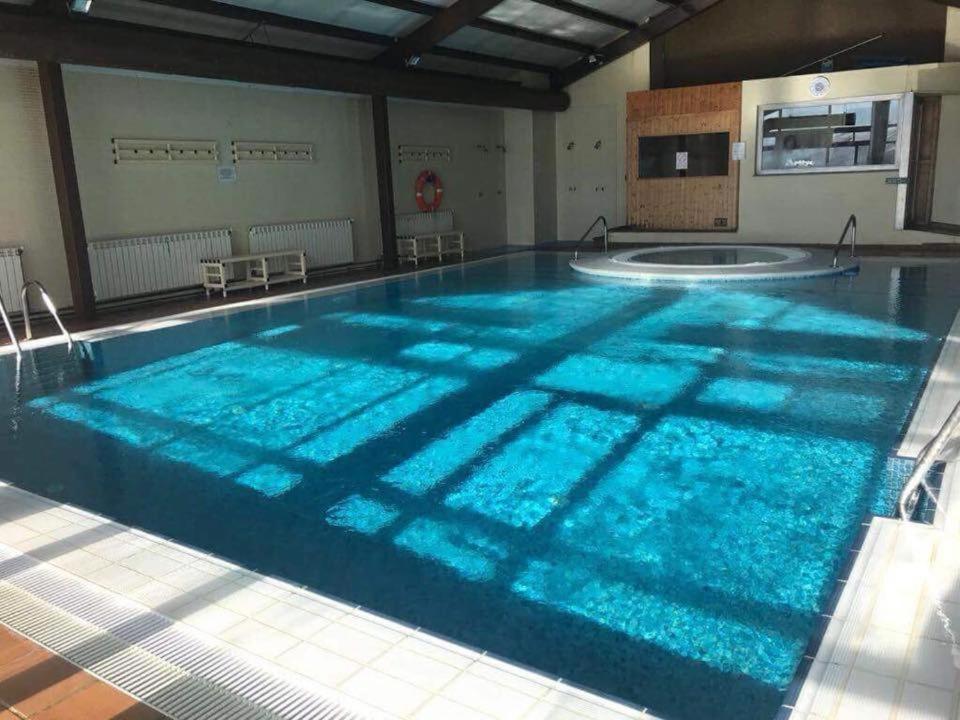 Acogedor Apartamento En Sierra Nevada Con Piscina Acceso Directo A Silla Luaran gambar